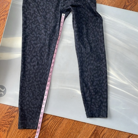 Lululemon I 10 - Picture 4 of 12